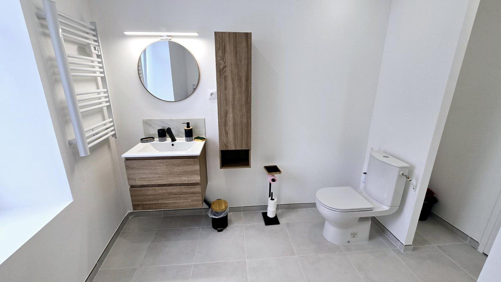 Maison 4 Personnes - *